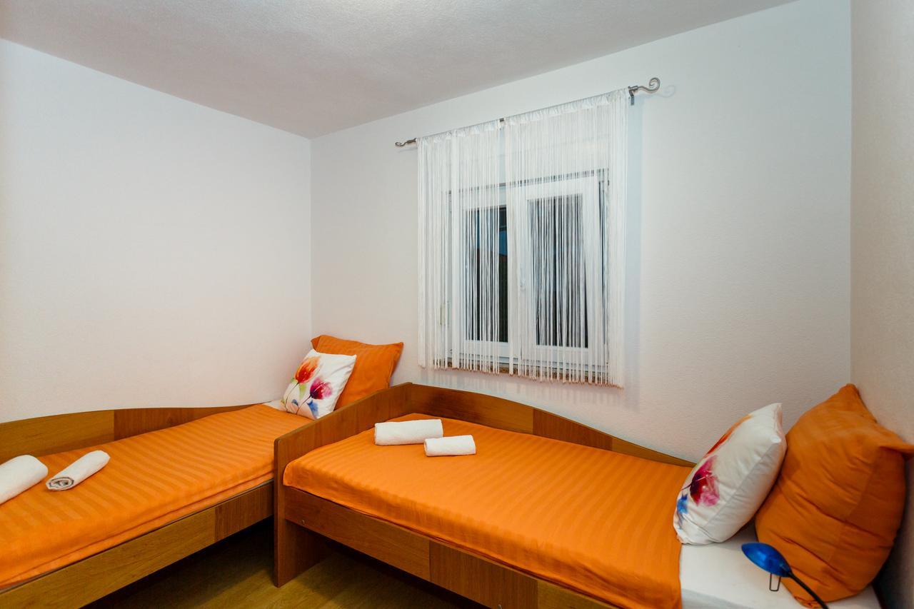 Apartments Jura คิร์ก ภายนอก รูปภาพ