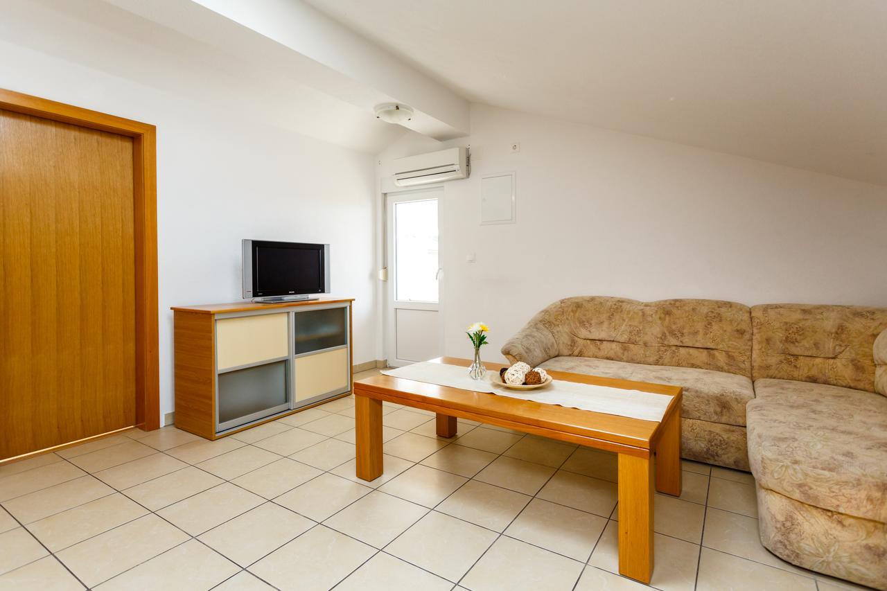Apartments Jura คิร์ก ภายนอก รูปภาพ